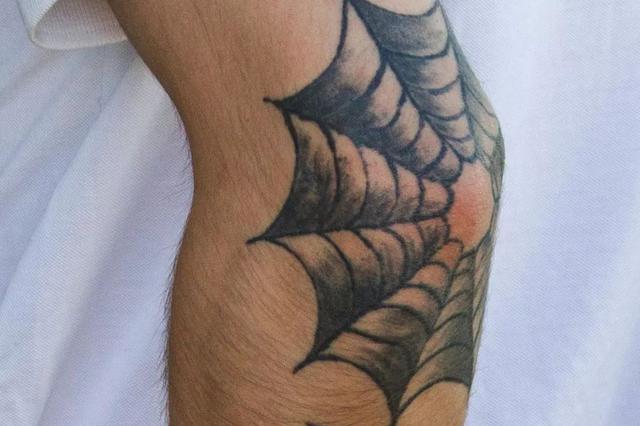 凌晨2点后有纹身者被拘?南京警方:谣言！嫌疑人已被拘