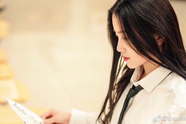 大二女生称遭霸凌扒衣服 学校通报：室友嬉戏打闹