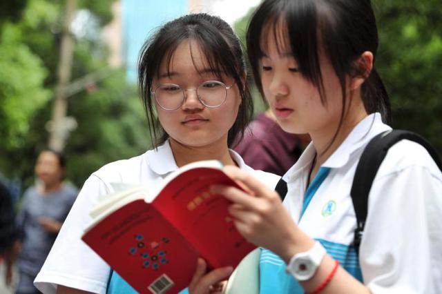 2019年高考江苏卷语文作文评析：借味说理，意味深长