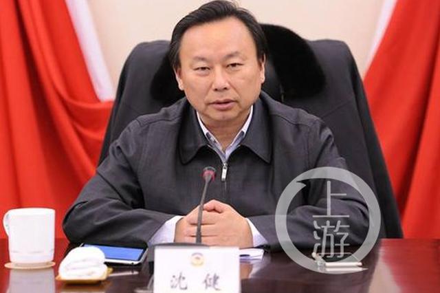 南京政协原主席沈健疑在地下车库自杀 事发地环境幽暗