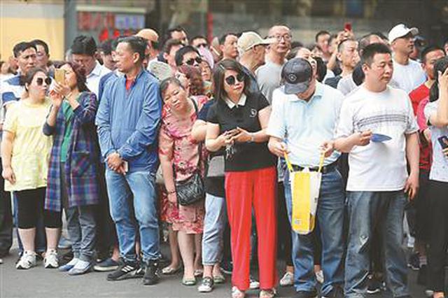 江苏各地中考“进行时” 南京中考作文融合文化与生活