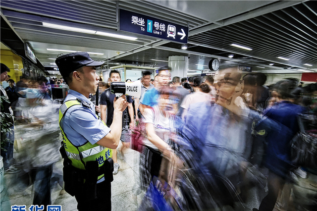 地下卫士：你所不知道的南京地铁警察（组图）