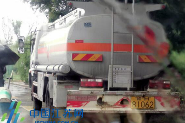 扬州地区非法加油愈演愈烈 违规经营公然宣称"开创新时代&qu