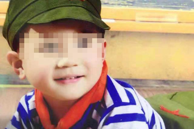 恶继母被判16年 生父受审：愿用余生向孩子赎罪