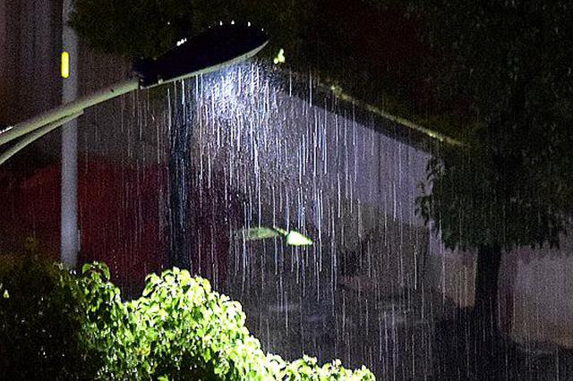 本周江苏仍多雷阵雨 周五进入40天"加长版"三伏天