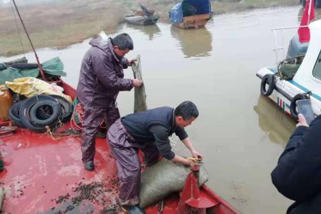 警方严打禁渔期内非法捕捞 非法捕捞水产品案件连续下降