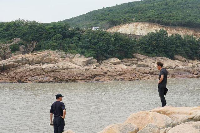 警方：章子欣系溺水身亡非失足 两租客自杀前曾饮酒