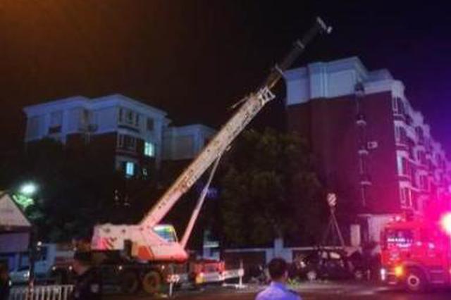 司机穿拖鞋驾车错将油门当刹车肇事致5死 获刑6年