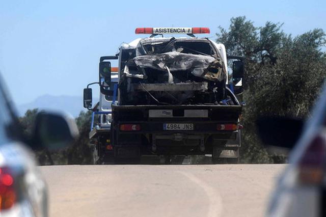 私家车主开奔驰上高速“斗气” 险酿车祸被行拘六日