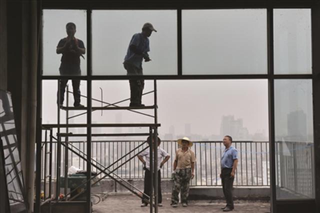 南京“最牛最高”违建拆除遇难题