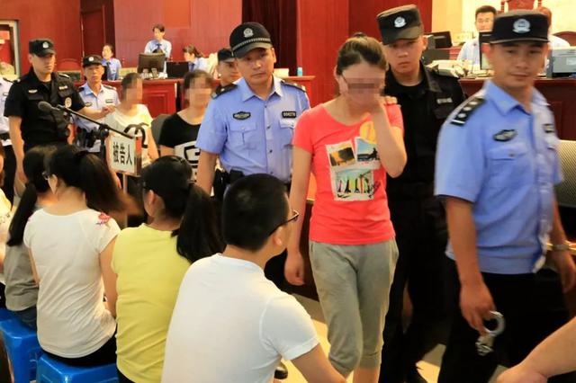 才出校门便进牢门 这组毕业生求职故事成反面教材