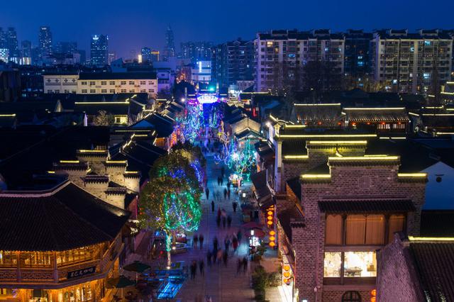 江苏扬州一科员窃取国有资金超9100万 一审被判无期