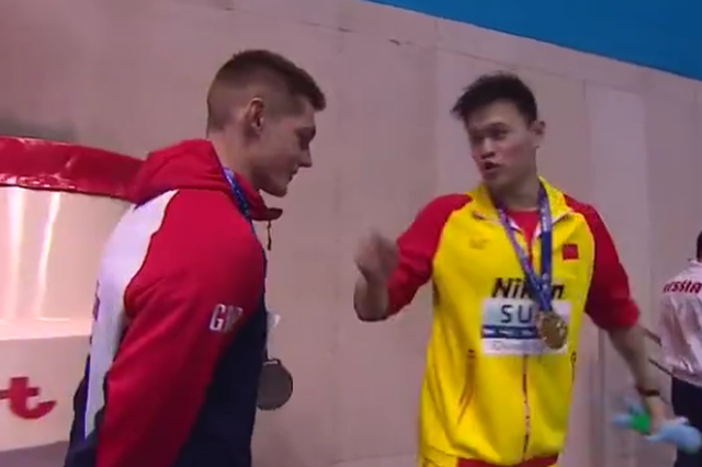 英国选手拒绝合影 孙杨当场回应：你输了 我赢了