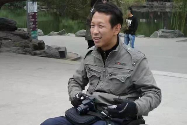 无障碍出行推行者意外坠亡 或因无障碍通道被堵