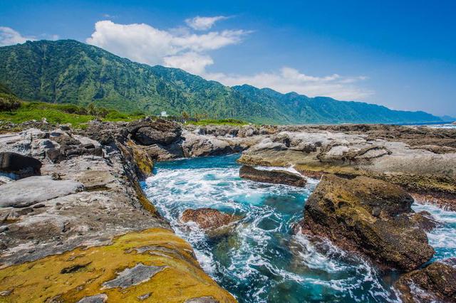 国台办回应“暂停47个城市大陆居民赴台个人游试点”