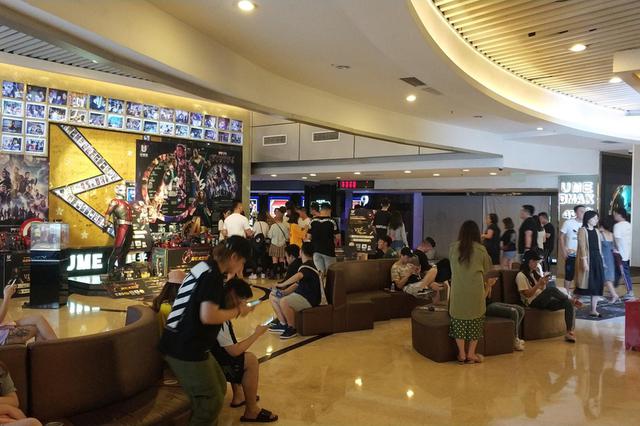 夏日高温下居民消费百态：电影院成新“避暑胜地”