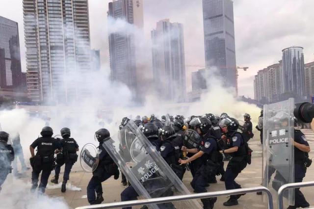 外交部正告外国干预势力 停止与违法暴力分子狼狈为奸