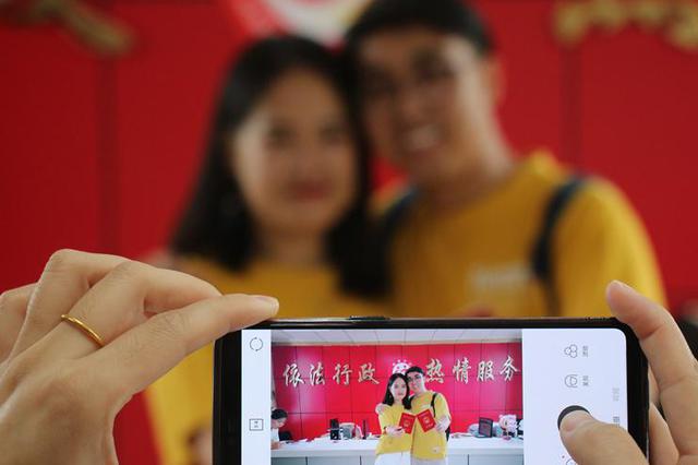 情侣间发红包是借还是赠？七夕转账520可能要不回来