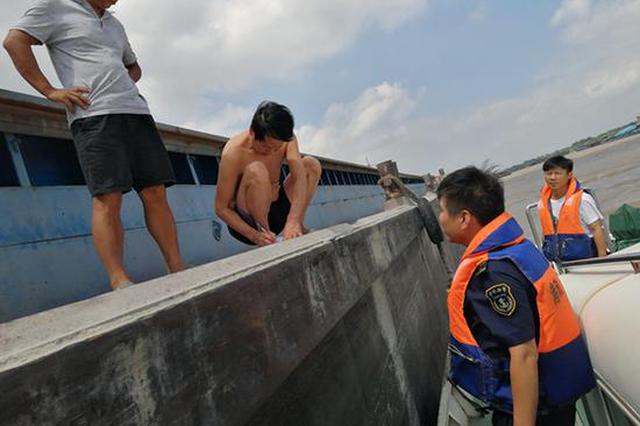 镇江海事全面备战台风“利奇马” 12时已经对江面实施管控