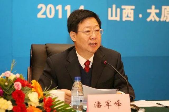 “有故事”的厅长被查 曾被官员一顿饭花4万接待