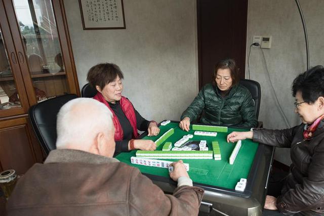 老人生前用房换“生养死葬” 去世后哥哥能否获得房产？