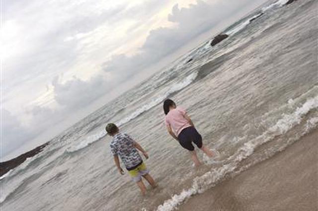 暑假已过大半 家长多关注孩子的“假期综合征”