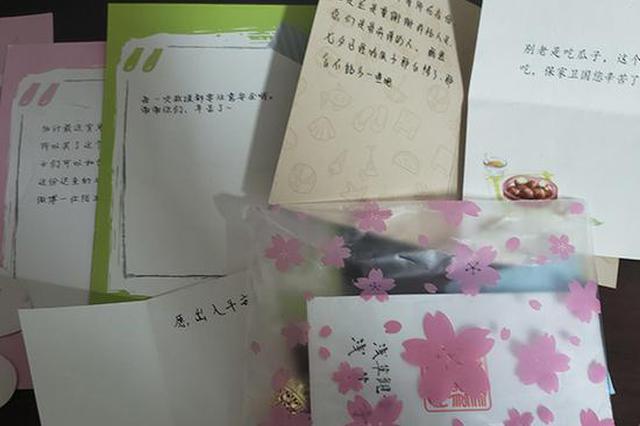 消防员灭火发现自己七夕快递 之后网友“爱心投喂”