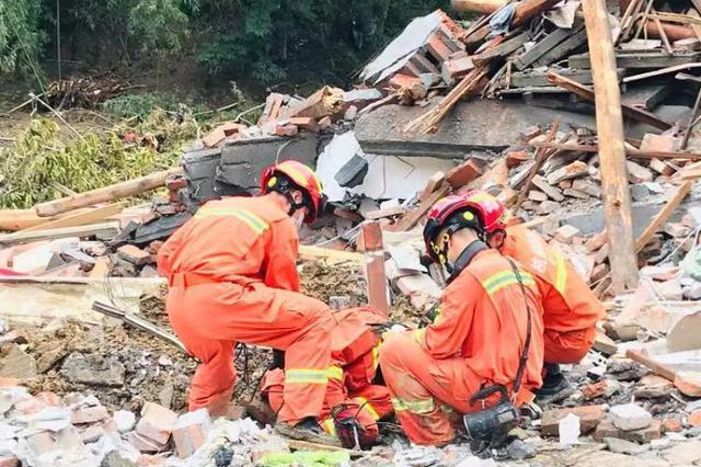 小伙台风天帮邻居修屋顶跌落离世 捐器官帮助多人