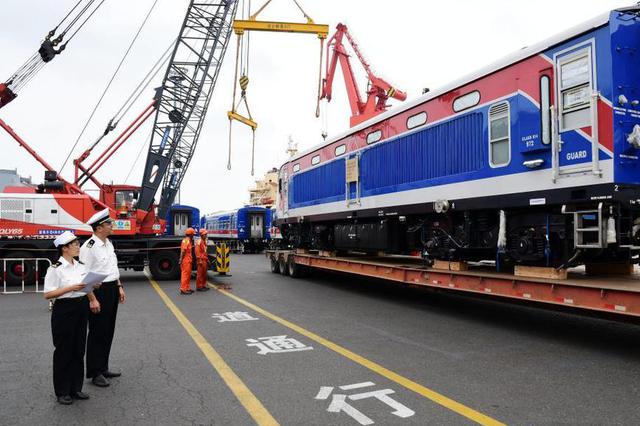 中国新查证11.12万吨走私“洋垃圾”