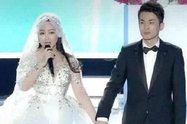 42位明星站台网红婚礼 谁在助推明星“降维”？