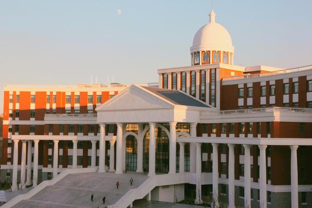 警方提示：开学季谨防人工智能诈骗新手段