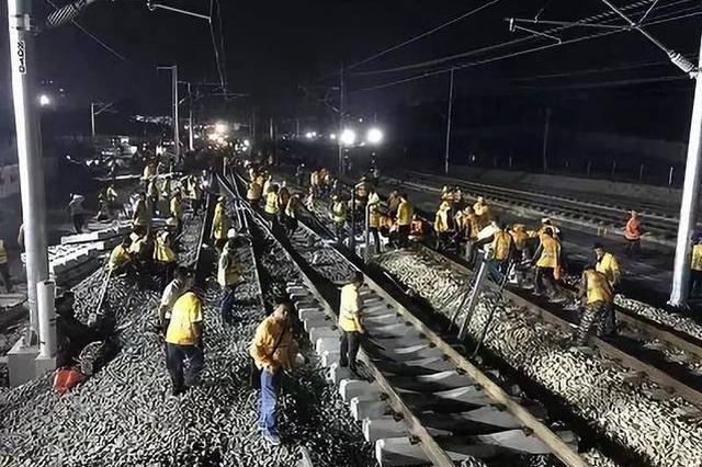 徐宿淮盐铁路顺利引入京沪高铁网 预计年底建成通车