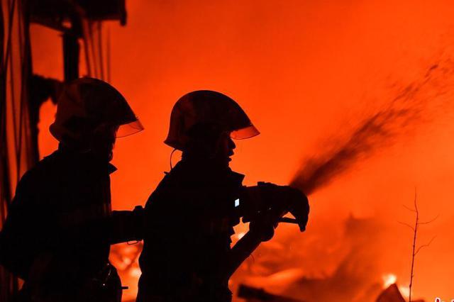 国家综合性消防救援队伍今年再次公开招录消防员21806名