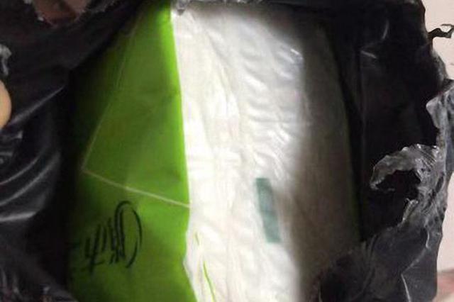 男子25.1元买平板电脑收到纸巾 涉事网店疑刷单