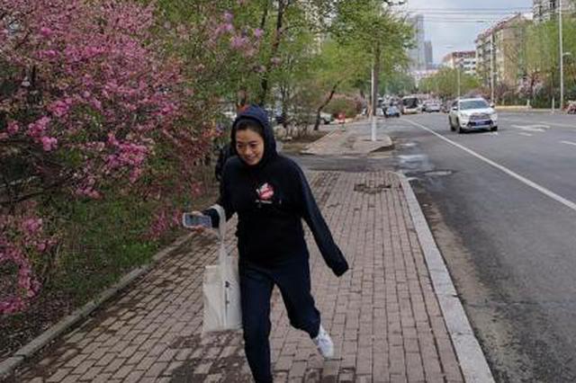 较强冷空气来袭 江苏中部出现能见度不足1公里的大雾