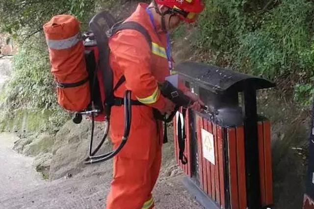 盐城消防男友国庆不放假 女护士“上门”求婚