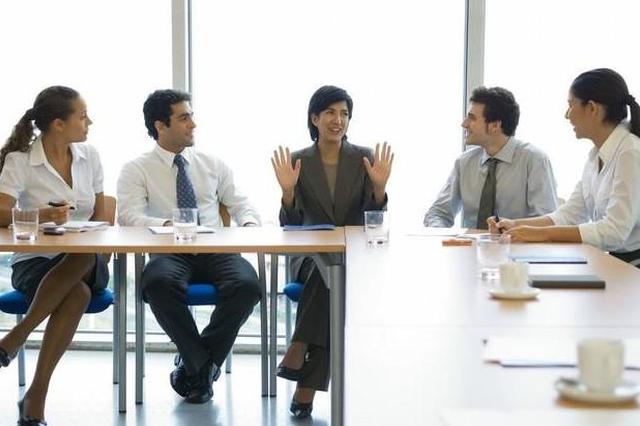 南京一新晋奶爸患上产后抑郁 妻子：感觉比我还要焦虑