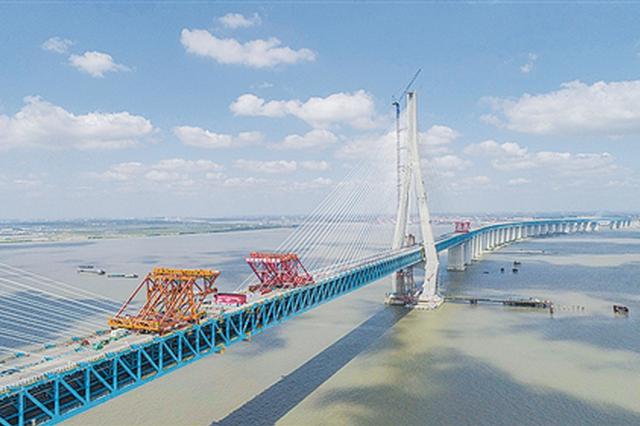 沪通长江大桥明年有望建成通车 如何命名成热议