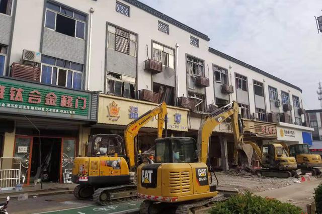 娄勤俭吴政隆批示：全力以赴抢救无锡燃气爆炸事故受伤人员