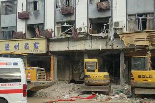 无锡小吃店爆炸 附近商户：炸10分钟后老板才回来