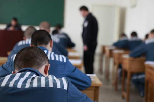 人大常委会委员：未成年人严重犯罪重复犯罪不应轻罚