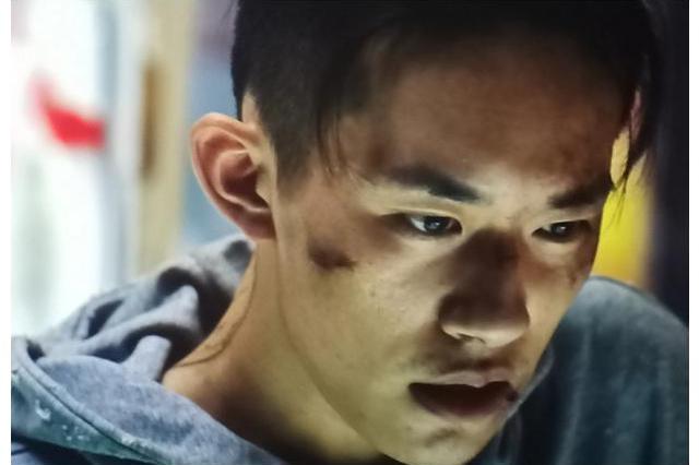 《少年的你》的原著陷“融梗门”