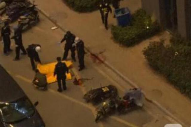 南京警方通报“母子被杀丈夫跳楼”：系感情纠纷引发