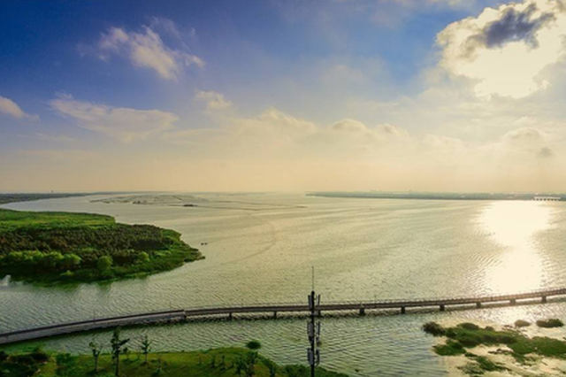 苏州查封阳澄湖边70余家无证照农家乐