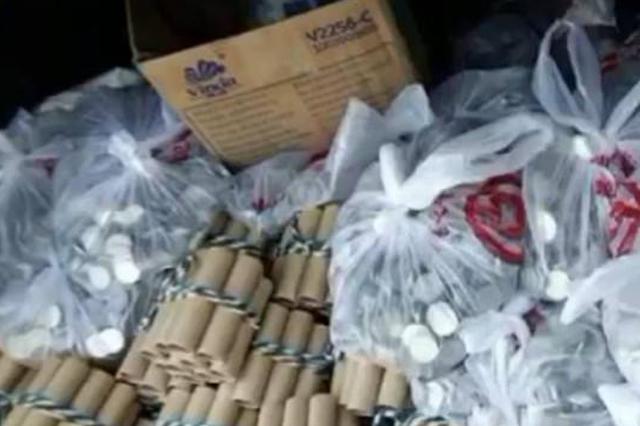 因不满物业公司服务 业主用600多斤硬币交物业费