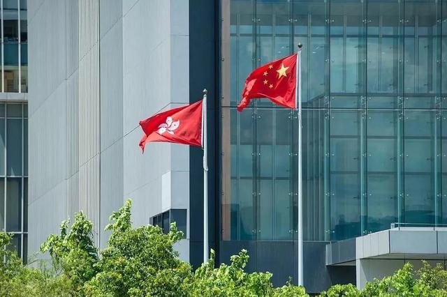 人民锐评：美国不插手 香港更繁荣