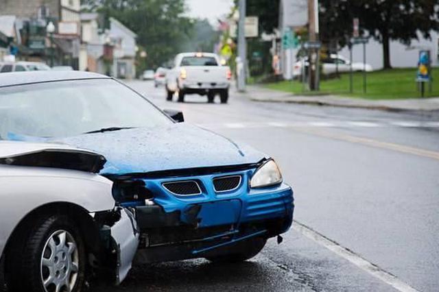 大数据揭示车险骗保：一根柱子2年零3个月被撞54次