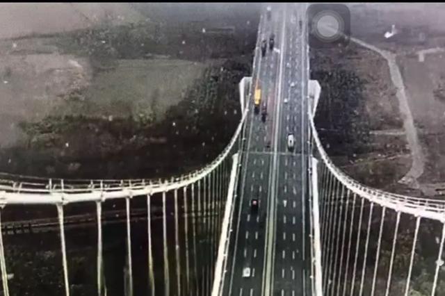 江南多地换季式降温 昨日南京、合肥飘初雪