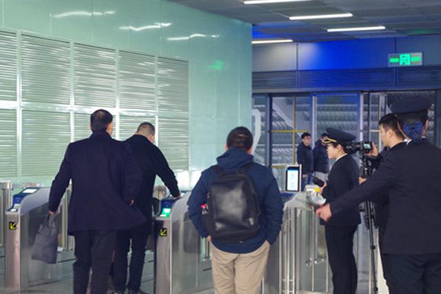 苏北、苏中地区接入全国高铁网 江苏实现市市通动车