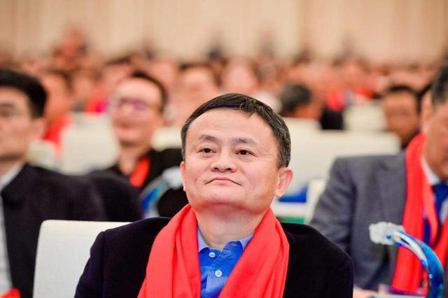 马云回应指挥交响乐争议：真正的企业家最大的资源不是有钱